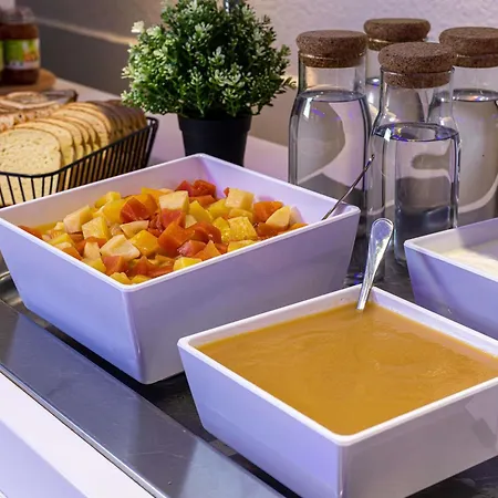 Ibis Budget Nantes Nord St Herblain 2* سانت آيربلان