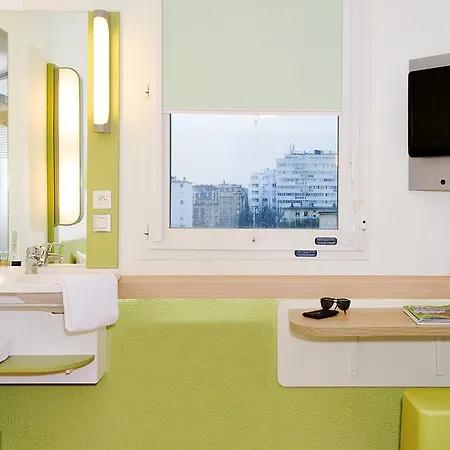 Ibis Budget Nantes Nord St Herblain فندق سانت آيربلان